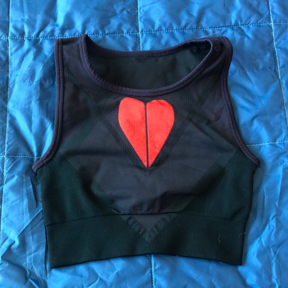 Seamless crop - Picture 1 of 3